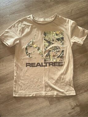 Realtree Tan Tee with Camo Logo Graphic